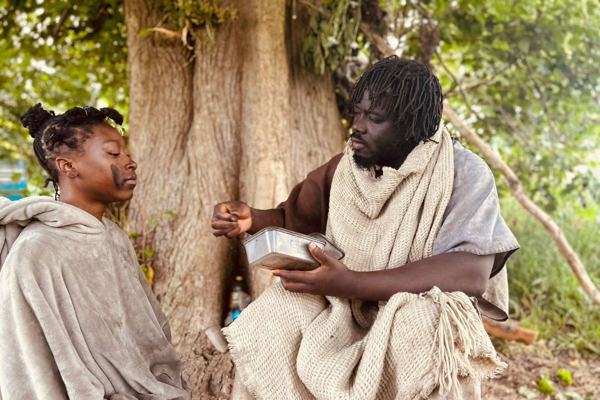 turis amerika hilang, turis Amerika, Kingdom of Kubala, Lady Safi, Hilang Tiga Bulan, Turis Amerika Ternyata Tinggal di Hutan Skotlandia dan Menikah dengan Raja ‘Afrika’