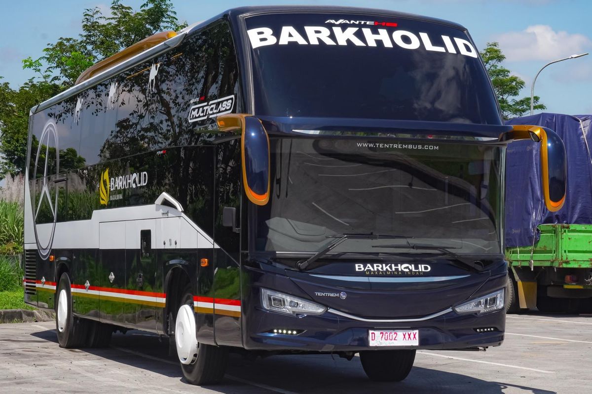 Karoseri Tentrem, bus baru, Avante H8, Avante H8 Multiclass, karoseri tentrem, combi bus, Avante H8 Multiclass Buatan Karoseri Tentrem, Solusi Masalah Penumpang