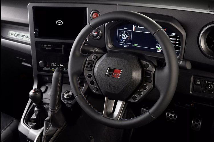 GR Yaris, Toyota, reli, Toyota Rilis GR Yaris Edisi Juara Dunia WRC: Cuma 200 Unit