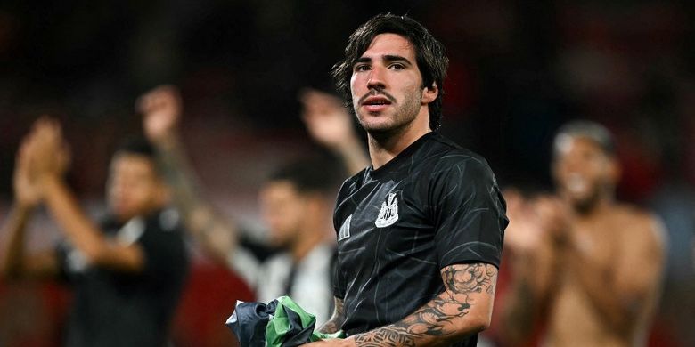 Manchester United, Liga Inggris, Newcastle United, Sandro Tonali, bursa transfer, Man United, West Ham, Mateus Fernandes, Premier League, Man United Adakan Pembicaraan untuk Gaet Sandro Tonali dari Newcastle