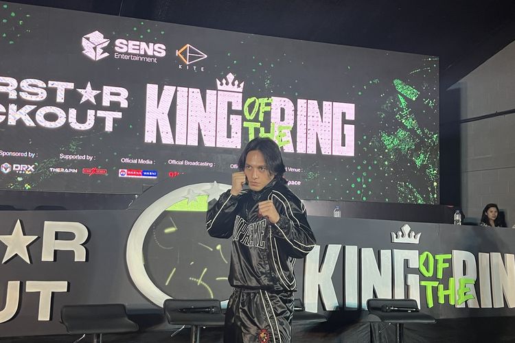 Jefri Nichol, El Rumi, Maia Estianty, Jefri Nichol kalah tinju, Ameera Khan, jefri nichol vs el rumi, Mesranya Ameera Khan, Ajak Keluarga Nonton Jefri Nichol Tanding Tinju