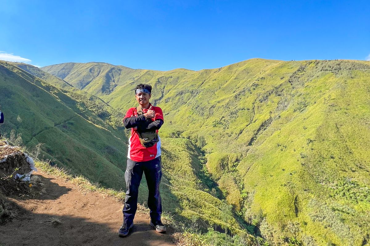 Bukit Premium, Lokasi Bukit Premium, bukit premium jawa timur, bukit premium pasuruan, Lokasi bukit premium, Lokasi Bukit Premium, Padang Sabana Sumba di Jawa Timur