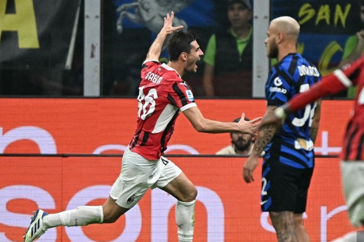 Liga Italia, Inter, AC Milan, Inter vs AC Milan, Serie A, Inter Milan, Massimiliano Allegri, link live streaming, Cristian Chivu, Link Live Streaming Inter Vs AC Milan di Liga Italia 2025-2026, Derby della Madonnina Sarat Sejarah, Kondisi Terkini Kedua Tim, Komentar Pelatih Jelang Pertandingan, Link Live Streaming Inter vs AC Milan