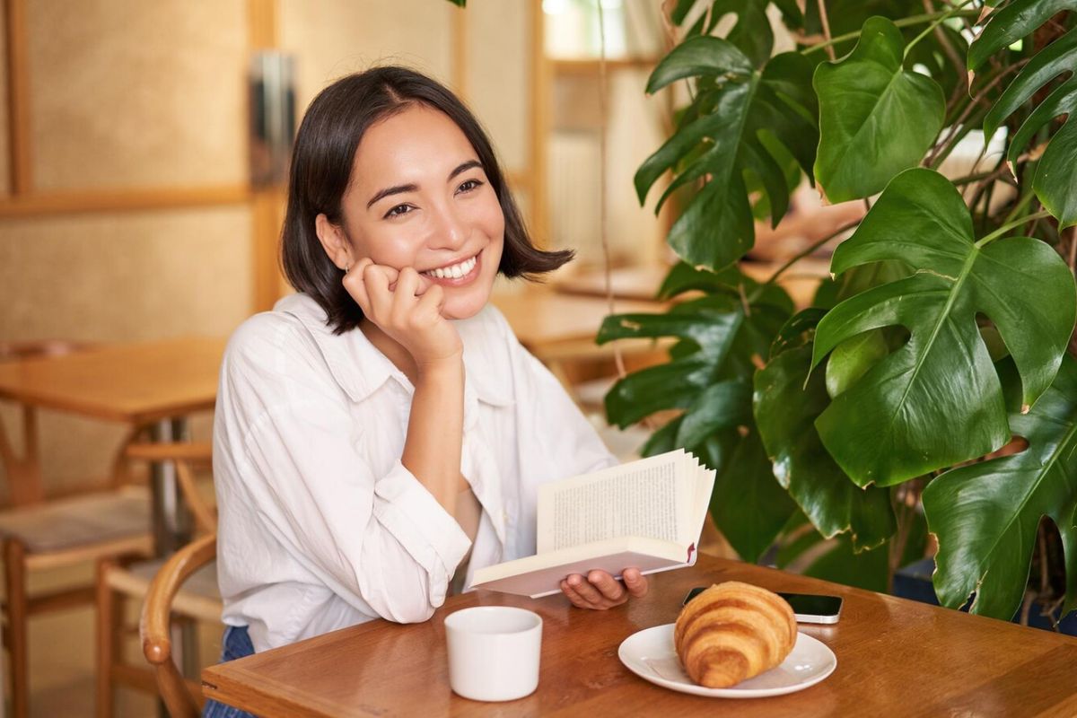 zodiak Aquarius, zodiak aquarius, zodiak yang suka jomblo, zodiak yang nyaman jomblo, zodiak yang nyaman tanpa pasangan, aquarius nyaman tanpa pasangan, 5 Zodiak yang Nyaman Tanpa Pasangan, Aquarius Nomor Satu, 1. Aquarius, 2. Sagitarius, 3. Virgo, 4. Capricorn, 5. Gemini