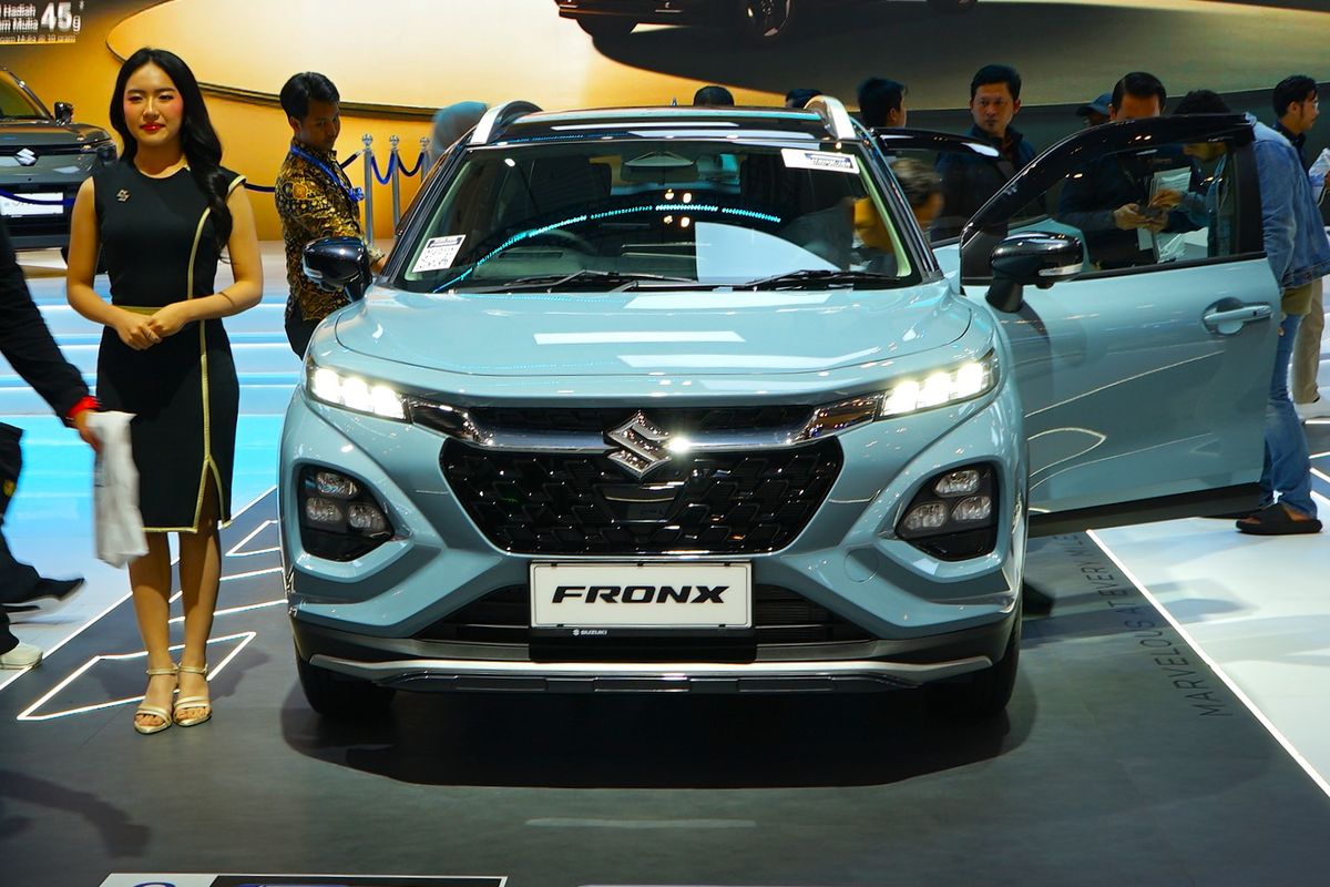 Suzuki, Suzuki Indomobil Sales, suzuki fronx, Fronx, Harga Suzuki Fronx, suzuki fronx harga, Suzuki Fronx 2025, desain Suzuki Fronx, varian Suzuki Fronx Indonesia, Update Harga Suzuki Fronx: Langsung Jadi Hybrid Terlaris, Desain Suzuki Fronx, Mesin Hybrid Efisien, Fitur Modern dan Lengkap, Pesaing di Segmen B-SUV, Kesimpulan, Varian dan Harga