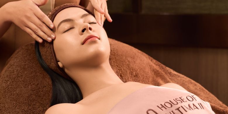 mencerahkan wajah, Menjajal Facial Brightening untuk Wajah Tampak Cerah dan Segar