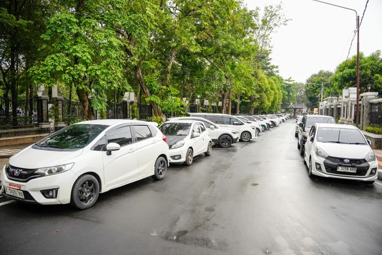 mobil putih, Purwakarta, komunitas, Loyalis Mobil Putih Gelar Halalbihalal di Purwakarta