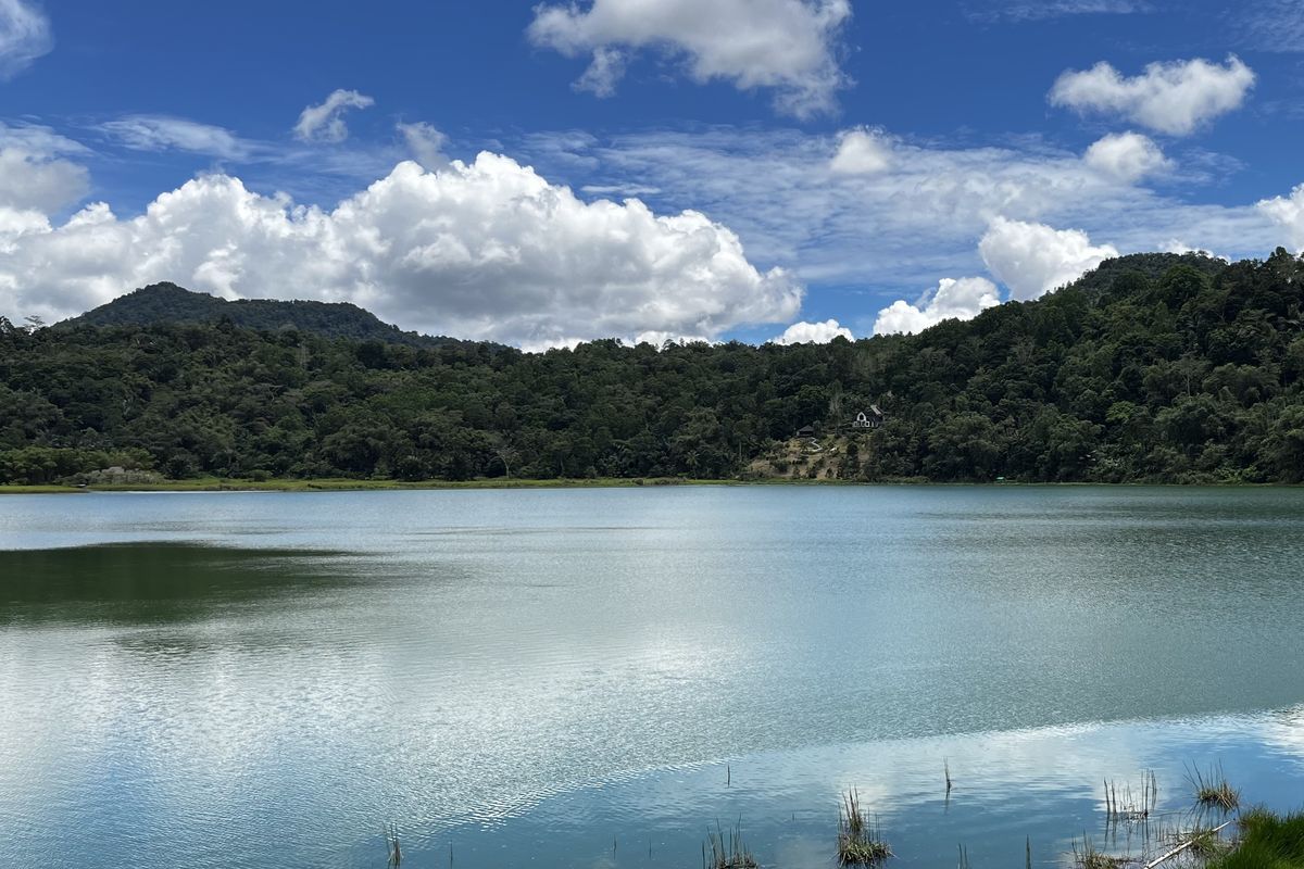 Wisata Tomohon, danau linow buka jam berapa, danau linow dimana, danau linow terletak dimana, danau linow di tomohon, Lokasi, Jam Buka, dan Harga Tiket ke Danau Linow Tomohon