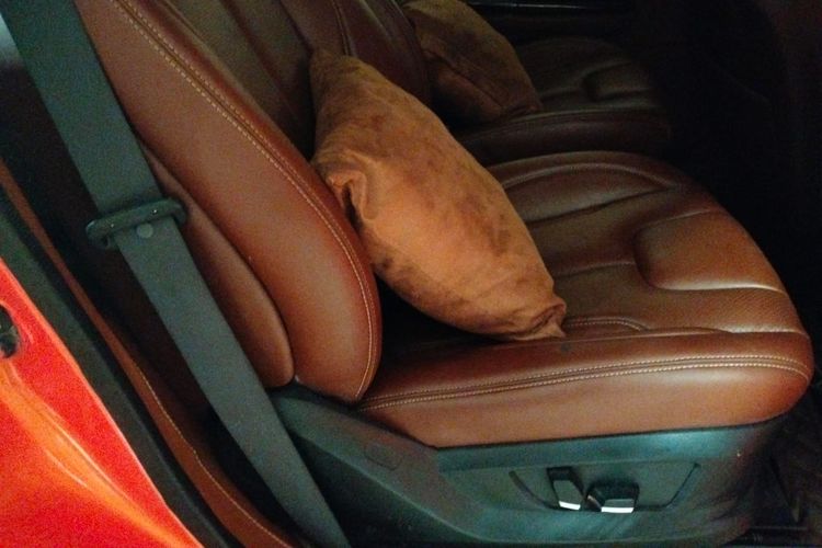 Jok Mobil, jok elektrik, jok elektrik copotan, kursi elektrik, kursi elektrik mobil, Begini Cara Merawat Jok Elektrik biar Lebih Awet