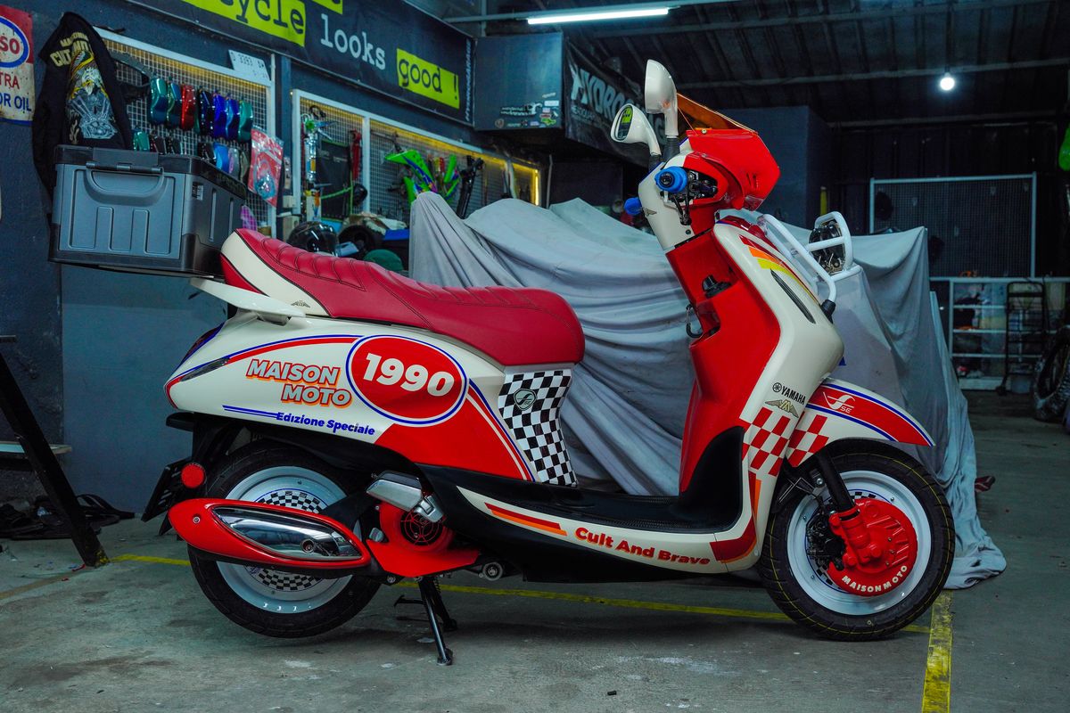Grand Filano, skutik kalcer, Grand Filano Hybrid, modifikasi, Yamaha Grand Filano, Skutik kalcer, Yamaha Grand Filano Tampil Kalcer dengan Gaya Rally 90-an