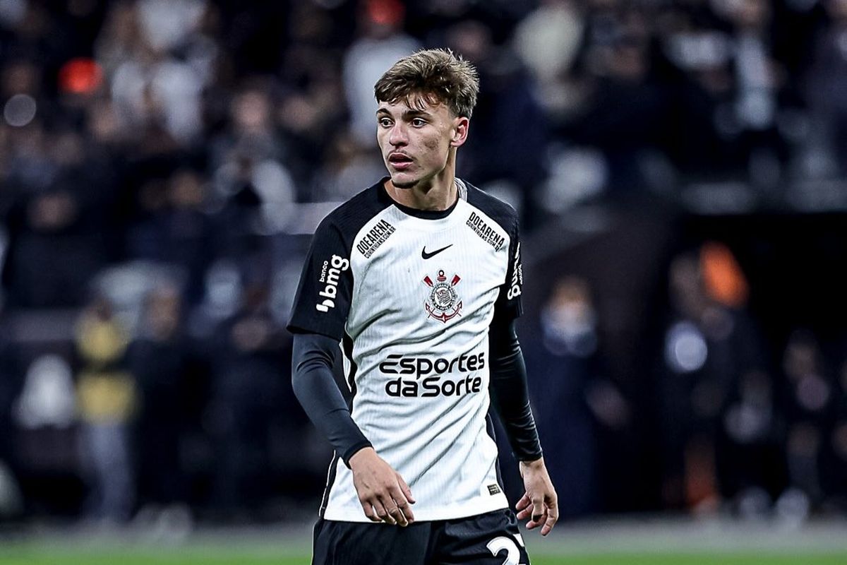 Barcelona, Bursa Transfer, Liga Spanyol, Liga Brasil, La Liga, Breno Bidon, Empat Klub La Liga Incar Wonderkid Brasil, Barcelona Paling Ngotot