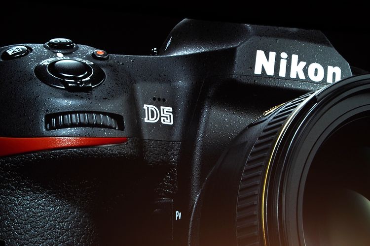 Nikon D5, Artemis II, Nikon Z9, Kru Artemis II Bawa Kamera Nikon Lawas ke Bulan, Ini Alasannya
