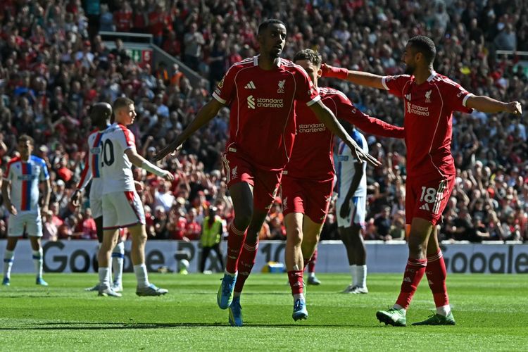 Liverpool, Crystal Palace, Mohamed Salah, Mohamed Salah Cedera Usai Libas Crystal Palace 3-1, Disebut Jadi Laga Terakhir di Liverpool