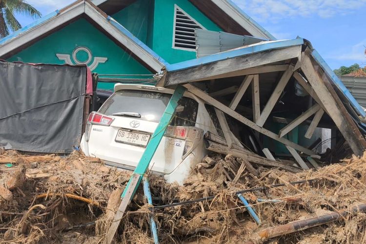 mobil diesel, Mobil diesel tahan banjir, benarkah mobll diesel tahan banjir, Benarkah Mobil Diesel Lebih Tahan Banjir? Ini Faktanya