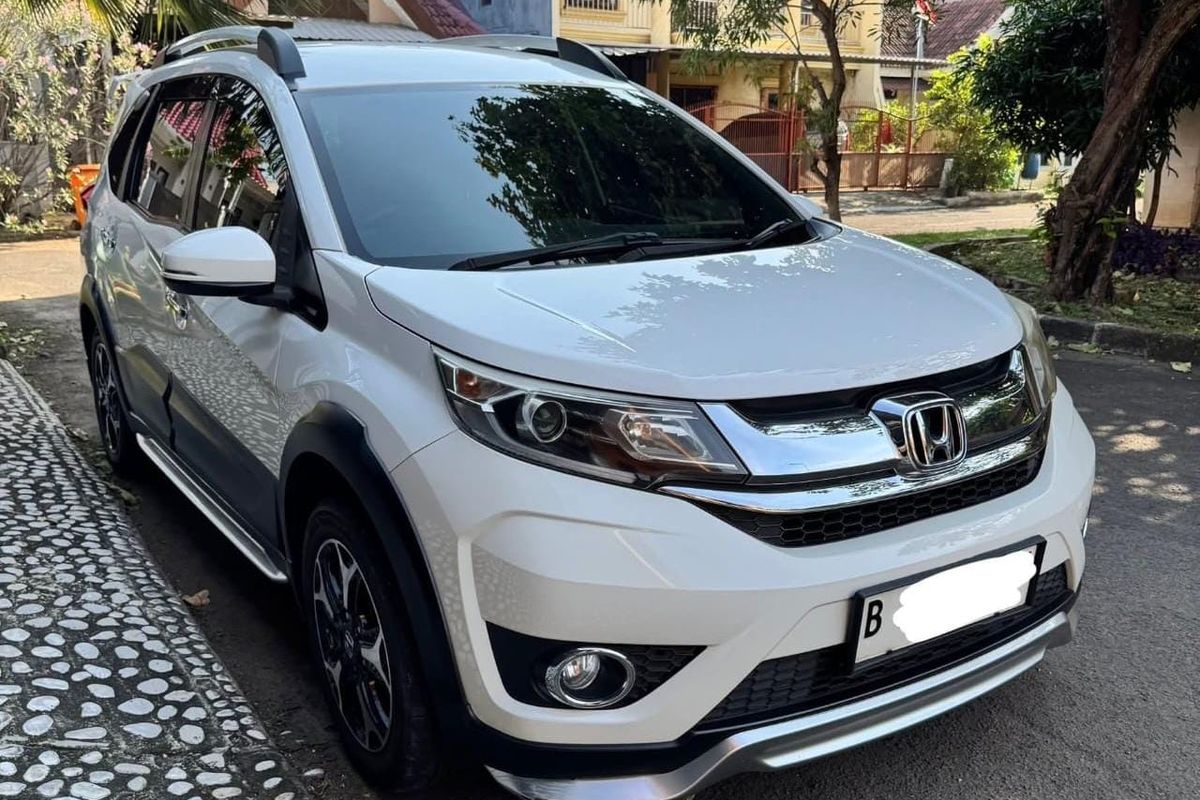 Honda BR-V, E Prestige 2018, SUV Low, Kabin Luas, Curhat Kelebihan dan Kekurangan Honda BR-V E Prestige 2018, Desain dan Kabin , Efisiensi dan Performa, Perawatan: Mudah dan Terjangkau, Kekurangan, Ringkasan Kelebihan dan Kekurangan