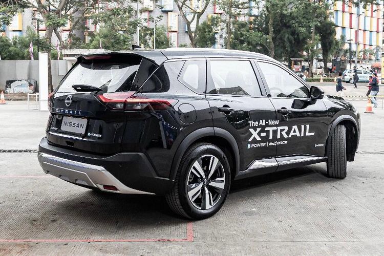 Nissan, X-Trail e-Power, simulasi cicilan, Simulasi Cicilan Nissan X-Trail e-Power, per Bulan Rp 15 Jutaan