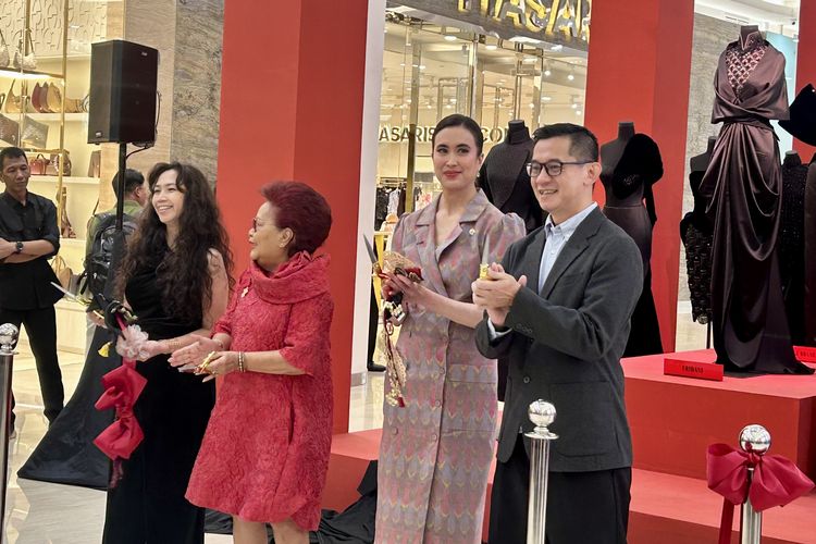 Menteri Pariwisata, Senayan City, Menteri Pariwisata Widiyanti Putri Wardhana, senayan city ada apa saja, senayan city fashion nation, GAYA Archive, Instalasi GAYA Archive, Ada Instalasi GAYA Archive di Senayan City Fashion Nation 2025, Bisa Dilihat Gratis