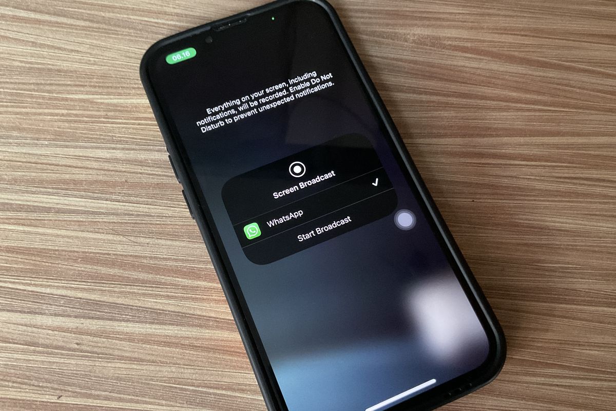 penipuan, WhatsApp, modus penipuan, Screen Sharing, share screen, Waspada Penipuan Modus Share Screen di WhatsApp, Begini Cara Menghindarinya