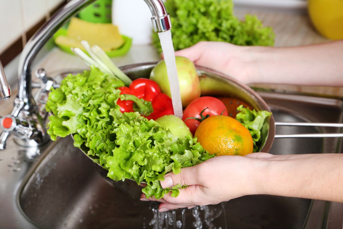 bahan makanan, 6 Bahan Makanan yang Justru Lebih Baik Tidak Dicuci Sebelum Dimasak