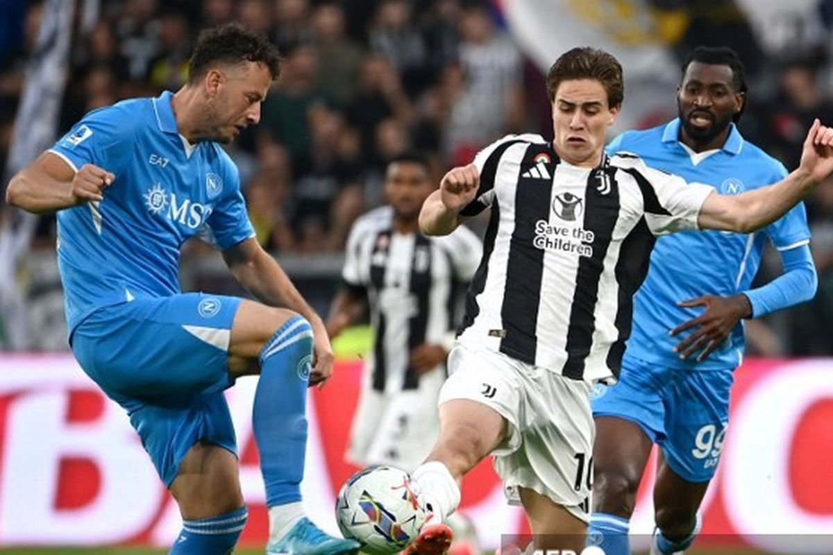 Napoli, Juventus, Serie A, Napoli vs Juventus, Liga Italia, Liga Italia 2025-2026, Prediksi Skor, Prediksi Skor Napoli vs Juventus, Prediksi Skor Napoli Vs Juventus di Liga Italia 2025-2026, Kondisi Terkini Kedua Tim, Laga Sarat Emosi dan Sejarah, Prediksi Susunan Pemain, Prediksi Skor Napoli Vs Juventus