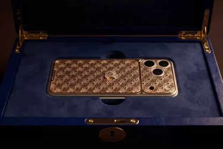 Caviar, iPhone, hadiah mewah, Caviar Bikin Hadiah Istimewa, Telur Coklat Berisi HP Mewah