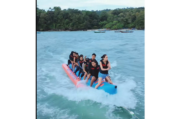 Aura Farming, Pacu Jalur, aura farming, pacu jalur, Pacu jalur, pacu jalur berasal dari, pacu jalur 2025, aura farming artinya, aura farming pacu jalur, pacu jalur riau, pacu jalur dari daerah mana, 7 Seleb Ikutan Tren Aura Farming Pacu Jalur dari Indonesia, Ada Pacar Taylor Swift, 1. Gibran Rakabuming, 2. Luna Maya, 3. Cinta Laura, 4. Delynn JKT48, 5. Bank Toranin, 6. Steve Aoki, 7. Travis Kelce