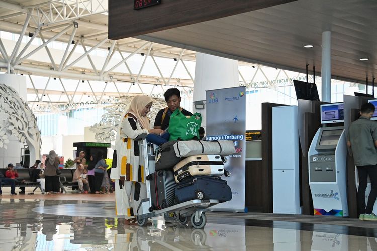 bandara kertajati, bandara kertajati sepi, Sebab Bandara Kertajati sepi,, Lokasi dan konektivitas jadi biang keladi, Pengalihan dari Bandara Husein tak langsung efektif, Kertajati akan dihidupkan lagi untuk Aerospace Park, Bandara yang punya potensi besar