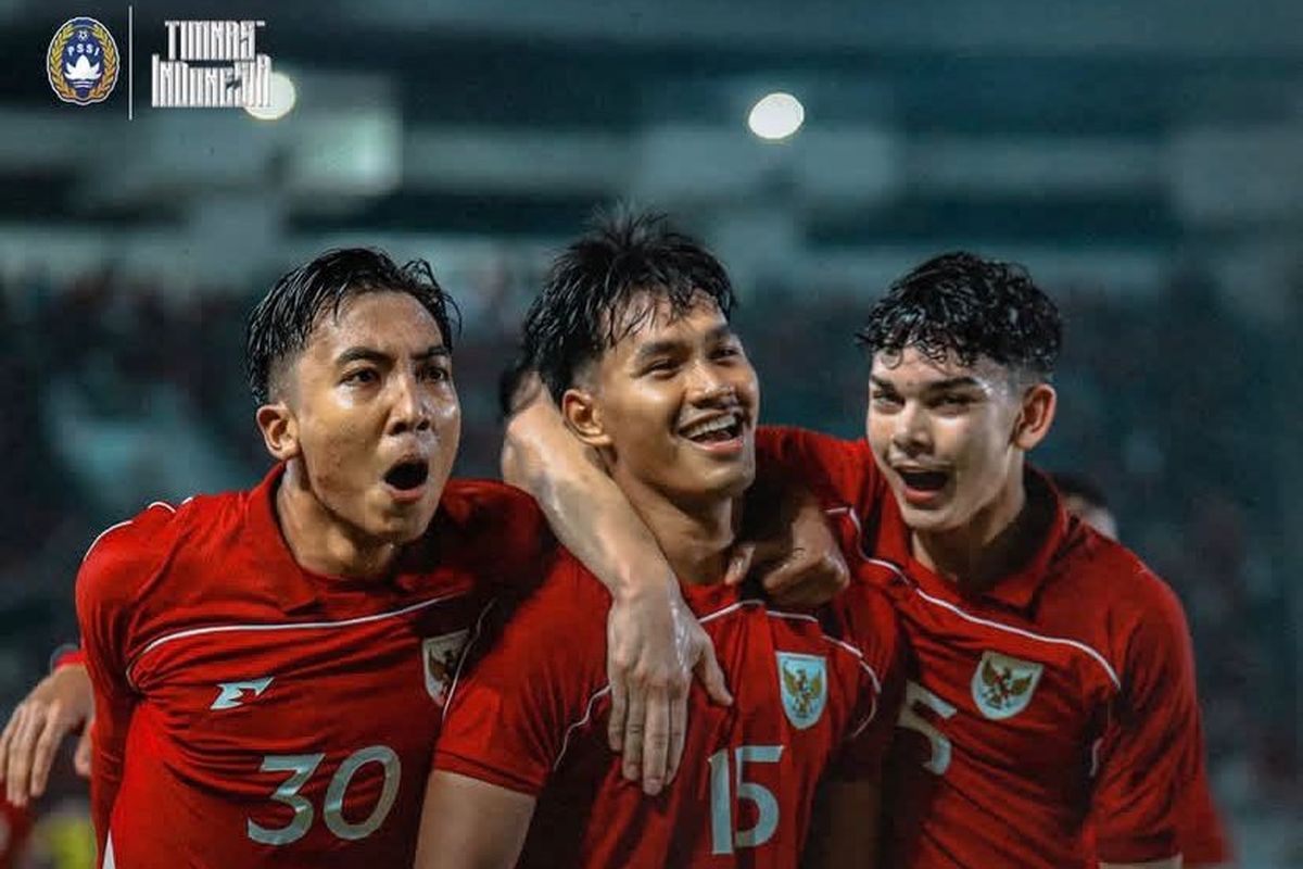 suporter, Nova Arianto, Matthew Baker, piala kemerdekaan 2025, jadwal Piala Kemerdekaan 2025, jadwal timnas indonesia u17, indonesia vs mali, Timnas U17 Indonesia vs Mali, jadwal timnas u17 indonesia vs mali, link live streaming indonesia vs mali u17, prediksi indonesia vs mali u17, susunan pemain indonesia vs mali u17, indonesia vs mali u17 jam berapa, indonesia vs mali u17 main dimana, indonesia vs mali u17 hari ini, timnas indonesia vs mali u17, Jadwal Timnas U17 Indonesia Vs Mali: Partai Penentuan di Piala Kemerdekaan 2025 Malam Ini, Tiket Timnas U17 Indonesia Vs Mali Habis Terjual, Dukungan Suporter Energi Tambahan Timnas U17 Indonesia, Persiapan Menuju Piala Dunia U17 2025, Jadwal Piala Kemerdekaan 2025, Jadwal Siaran Langsung Piala Kemerdekaan 2025