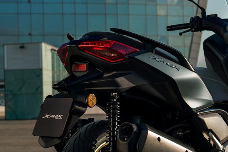 Lampu rem, Yamaha, Xmax, pameran otomotif, lampu rem, xmax, yamaha, lampu belakang, IMHAX 2025, Desain 3D dan LED Modern, Tren Baru Modifikasi Lampu Belakang