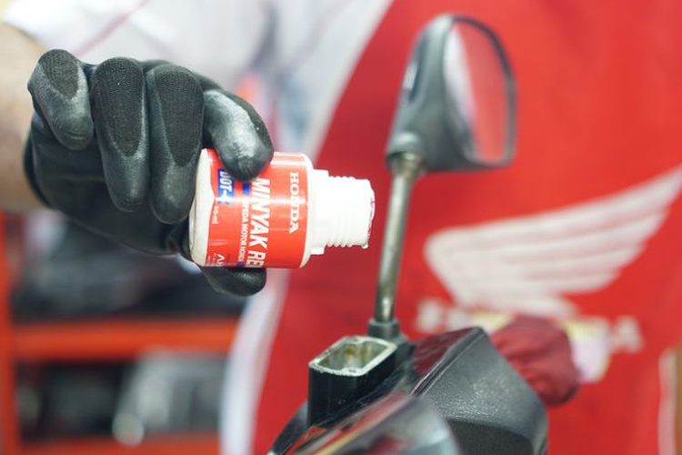 rem ABS, Mau Rem ABS Motor Awet, Kuncinya Rutin Ganti Minyak Rem