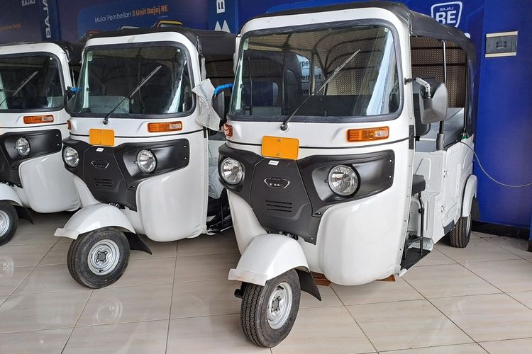 becak listrik, Bajaj Maxride, Wali Kota Solo, bajaj maxride, bajaj maxride di solo, Wali Kota Solo Tegaskan Larangan Operasi Bajaj Maxride, Tawarkan Becak Listrik Sebagai Alternatif