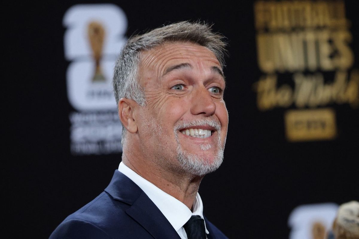 Gabriel Batistuta, Piala Dunia 2026, Batistuta, sepak bola modern, Fiorentina, Roma, Serie A, fiorentina, Pep Guardiola, Liga Italia, serie a, batistuta, undian Piala Dunia 2026, drawing piala dunia 2026, Sepak Bola Modern, hasil drawing piala dunia 2026, hasil undian piala dunia 2026, Batistuta Bosan Lihat Sepak Bola, Guardiola Bikin Semuanya Serupa