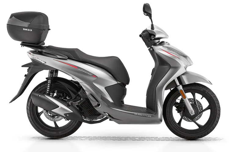 QJMotor, Honda SH125i, motor baru, QJMotor SQ16, QJMotor SQ16, Skutik 125cc Mirip Honda SH125i