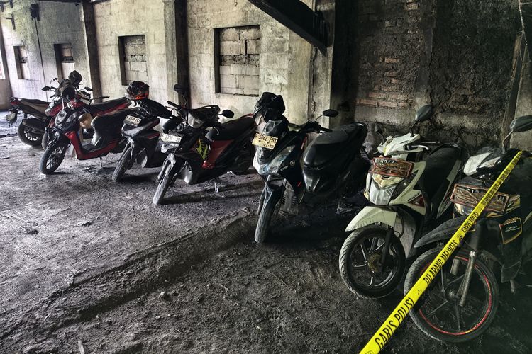 motor, kebakaran, Tempat Penitipan Motor Stasiun Bogor Kebakaran, Belasan Unit Terbakar