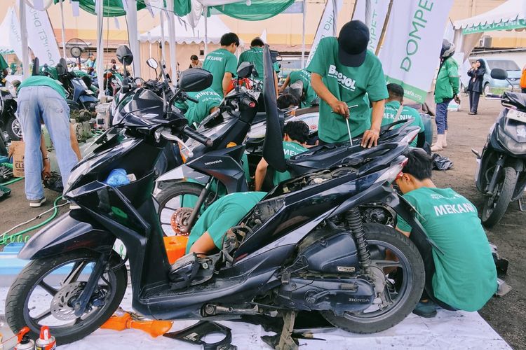 pelumas, motor, Populasi Kendaraan ICE Besar, Bisnis Pelumas Tetap Menjanjikan