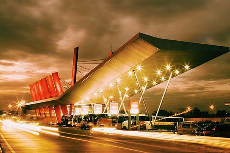 rest area, Tol Trans Jawa, 6 Rest Area Unik di Tol Trans Jawa, Punya View Gunung hingga Skybridge, 1. Rest Area Km 19 Tol Jakarta–Cikampek, 2. Rest Area Km 456A–456B Tol Semarang–Solo, 3. Rest Area Heritage Km 260B Tol Pejagan–Pemalang, 4. Rest Area Km 575 Tol Ngawi–Sragen, 5. Rest Area Km 166A Tol Cikopo–Palimanan