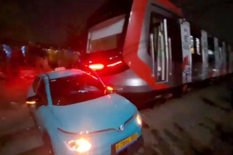Peraturan Pemerintah, pelintasan sebidang, Pelintasan Sebidang Sifatnya Sementara, Harus Dibuat Flyover atau Underpass