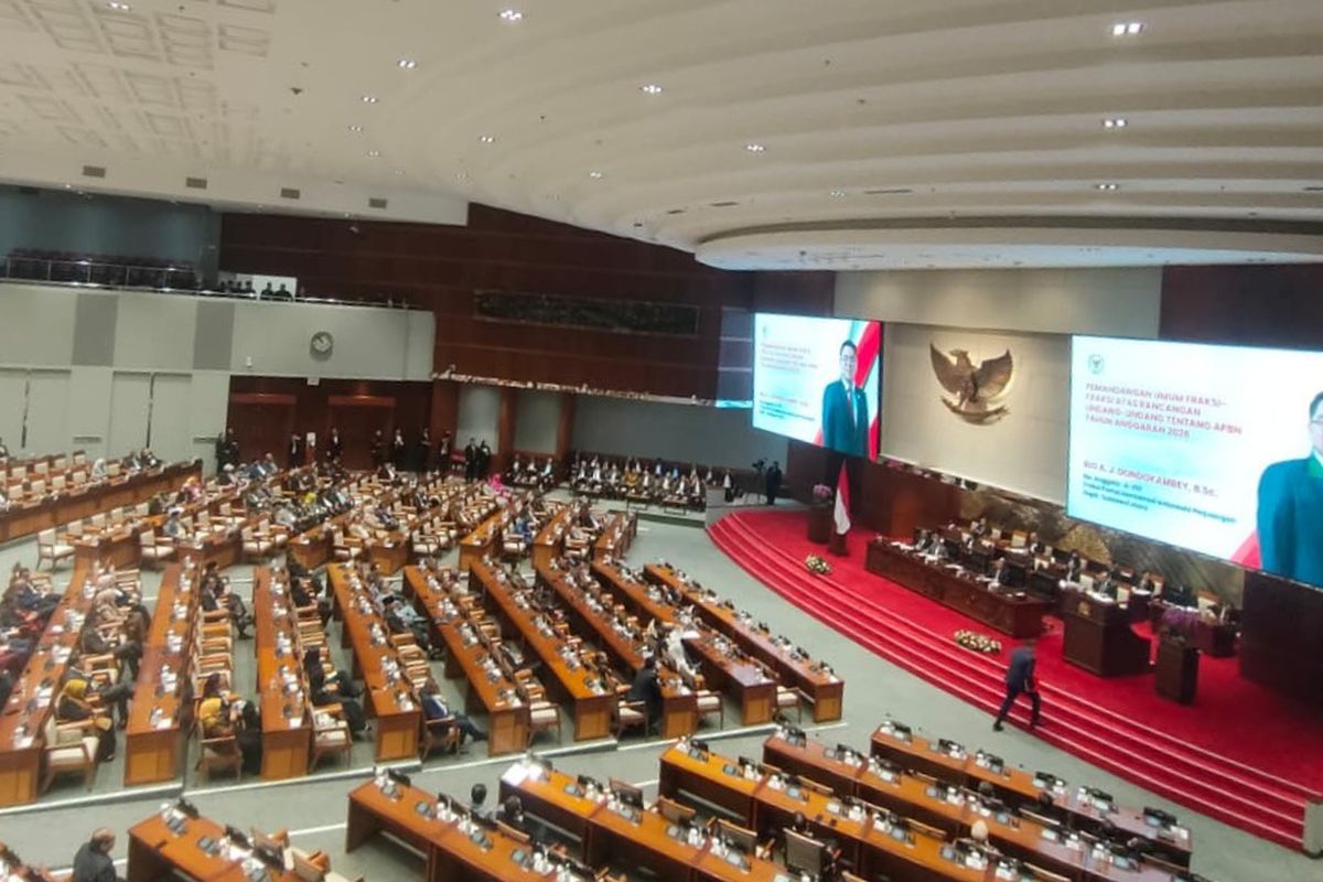 gaji guru, gaji anggota dpr ri, gaji DPR, gaji dpr naik jadi Rp 3 juta per hari, tunjangan rumah anggota dpr, ICW: Tunjangan Rumah DPR Rp 50 Juta Per Bulan Setara Gaji 36.000 Guru, Kritik ICW: Tunjangan Rumah DPR Tidak Tepat dan Berlebihan, Ironi di Tengah Kesulitan Ekonomi, Seknas Fitra: Pemborosan Anggaran, Klarifikasi DPR soal Kenaikan Gaji