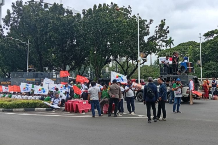 jalur alternatif, lalu lintas, aksi unjuk rasa, rekayasa lalu lintas, Ada Demo di Menteng dan Monas, Ini Rute Alternatif yang Bisa Dilalui