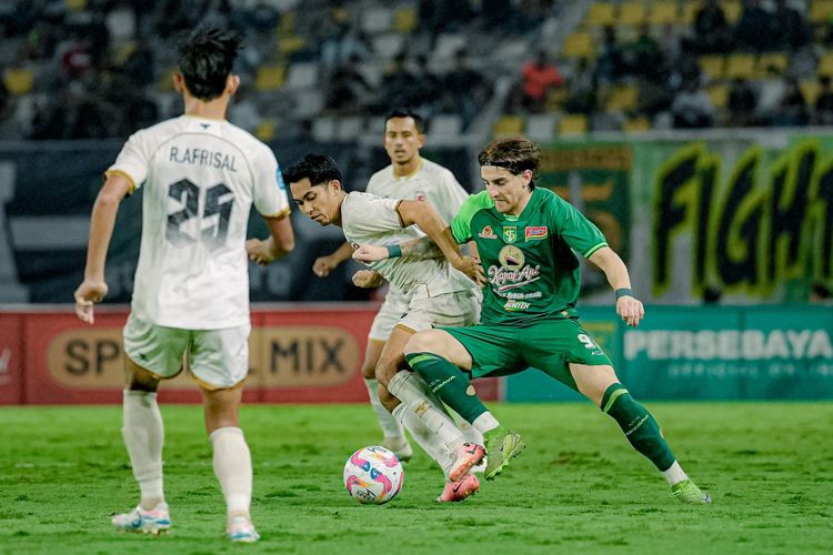 Persib Bandung, Bali United, Klasemen Liga 1, Persib Bandung vs Bali United, Liga 1 2024-2025, Update Klasemen Liga 1 Pekan ke-29, Persib Bandung di Ambang Juara