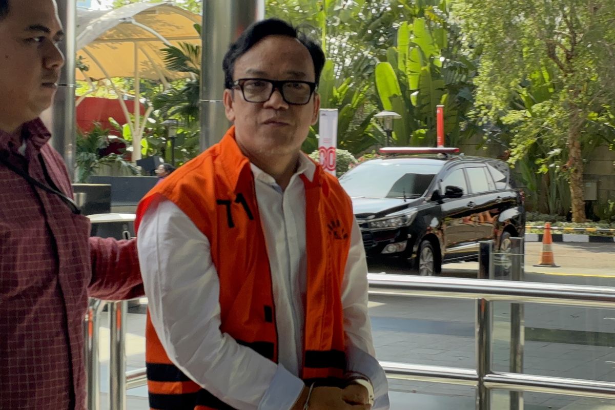 immanuel, Immanuel Ebenezer, kasus pemerasan kemenaker, korupsi Immanuel, Immanuel rumah dinas, Immanuel KPK, OTT KPK Immanuel, mobil mewah immanuel, Immanuel Akui Anaknya Pindahkan Mobil dari Rumah Dinas Usai OTT KPK