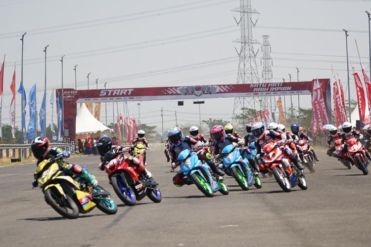 Astra Honda Racing Team, AHRT, tim balap, Astra Honda Motor, AHRT Pastikan Regenerasi Pebalap Muda Berjalan Konsisten