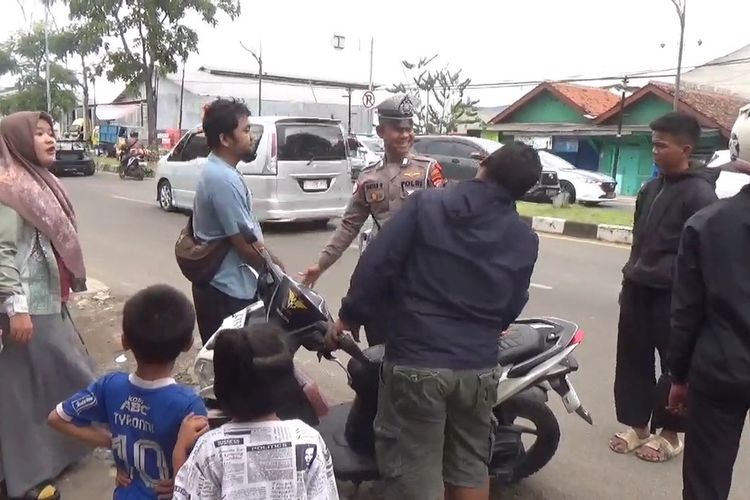 kecelakaan, tabrakan, arogansi di jalan raya, arogan, Kecelakaan dan Konflik di Jalan Bisa Berawal dari Kurangnya Pemahaman Pengemudi