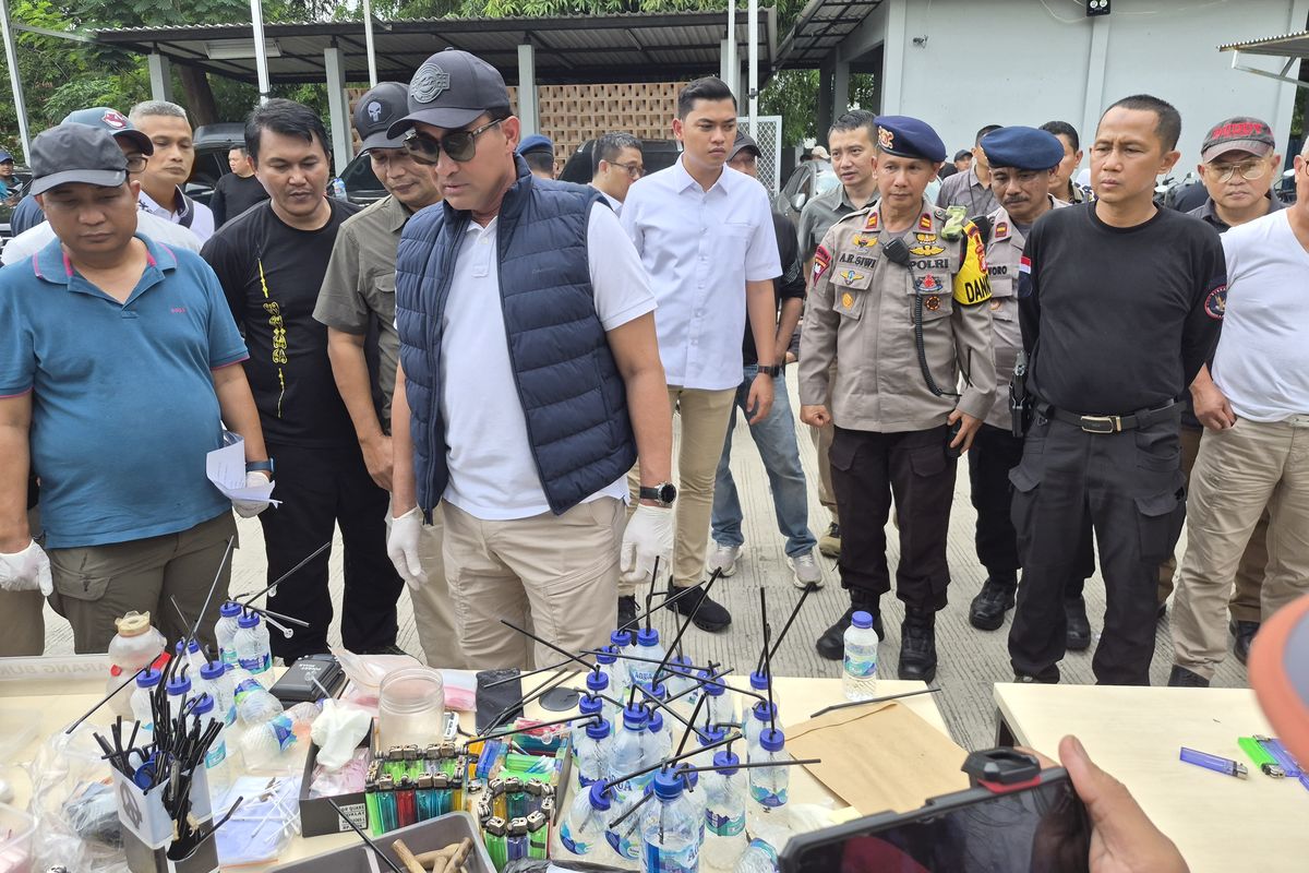 bandar narkoba, Kampung Bahari, pemberantasan narkoba, sarang narkoba, penggerebekan di Kampung Bahari, Sarang Narkoba di Kampung Bahari Digerebek, BNN dan Polri Sita 89 Kg Sabu dan 7 Senjata Api