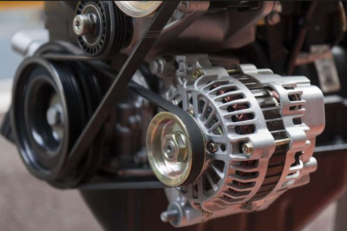 mobil, kendaraan bermotor, tips otomotif, alternator, otopedia, Alternator mobil, Ini Bedanya Alternator dan Dinamo Starter pada Mobil