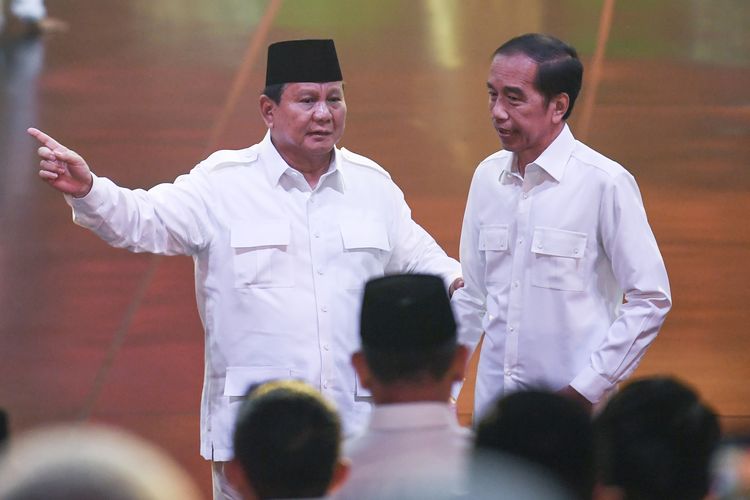 Presiden Prabowo, Joko Widodo, budaya menghormati, pabrik lotte chemical cilegon, budaya menjelekkan pemimpin, Prabowo Ingatkan Etika “Mikul Dhuwur Mendem Jero” Saat Hormati Jokowi di Peresmian Pabrik Lotte