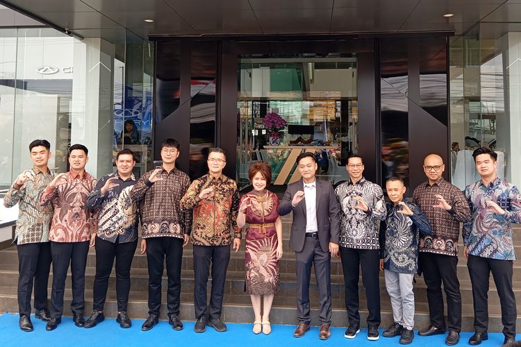 Chery, otomotif, industri otomotif, mobil, kendaraan bermotor, Chery Sales Indonesia, Pasar Potensial, Chery Buka Diler Baru di Bekasi
