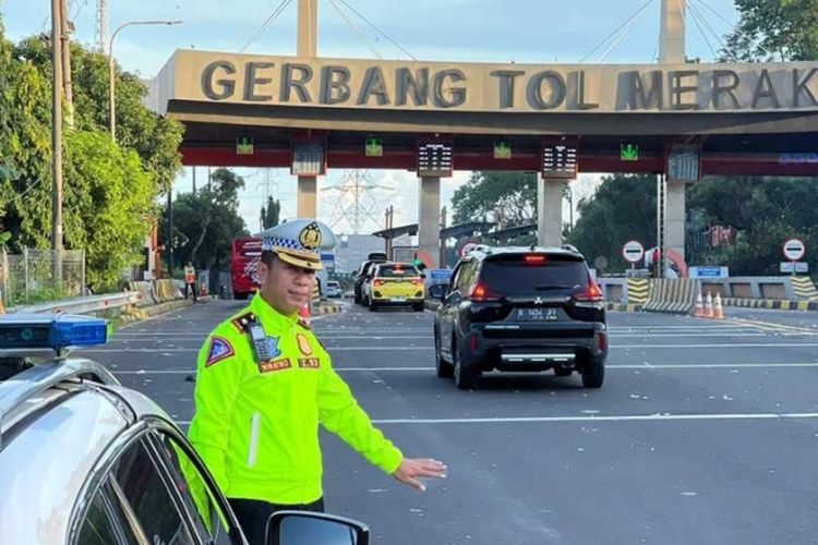 rekayasa lalu lintas, delaying system, Pembatasan kendaraan, tol Tangerang-Merak, buffer zone, Begini Rekayasa Lalu Lintas di Tol Tangerang-Merak saat Mudik Lebaran