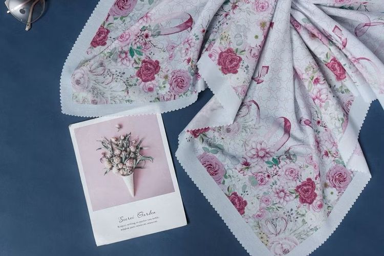 hijab motif bunga, hijab motif segi empat, rekomendasi hijab motif, voal motif, kerudung motif terbaru, 7 Rekomendasi Hijab Voal Motif untuk Lebaran, Harga di Bawah Rp 80.000