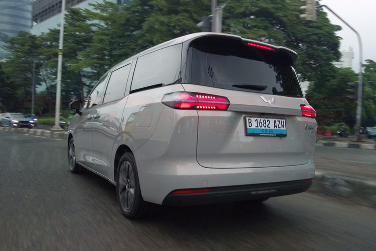 Cortez Darion EV, performa, mobil listrik, Efisiensi Daya, Wuling, Merasakan Performa dan Efisiensi Daya Wuling Cortez Darion EV